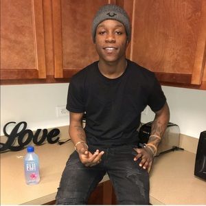 Meet your Posher, Trae-mir